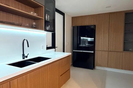 Belo e Luxuoso apartamento no coração de Providência