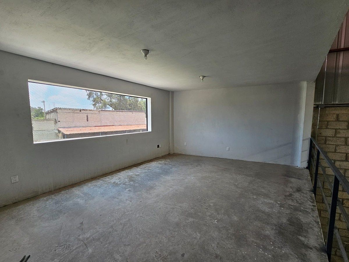 Bodega comercial en El Vergel 1ra. Sección, Tlaquepaque, foto 9 de 12
