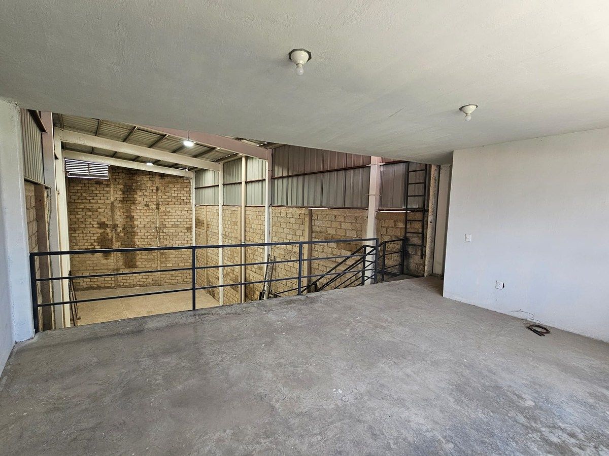 Bodega comercial en El Vergel 1ra. Sección, Tlaquepaque, foto 10 de 12