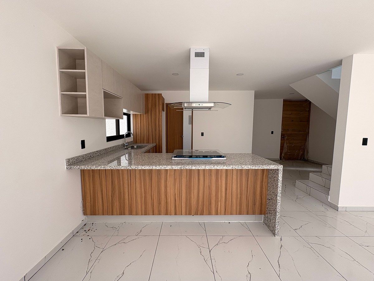 House in Gated Community in Grand Preserve, Querétaro, photo 6 of 18
