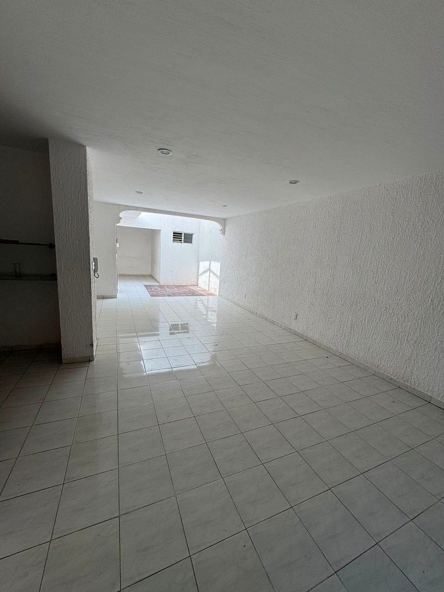 House in Prados de Providencia, Guadalajara, photo 21 of 23