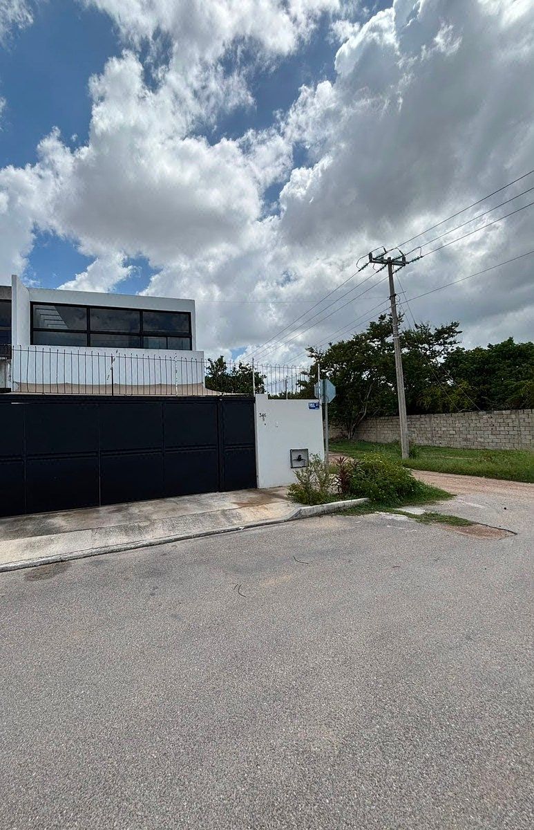 Casa em Sodzil Norte, Mérida, foto 2 de 25