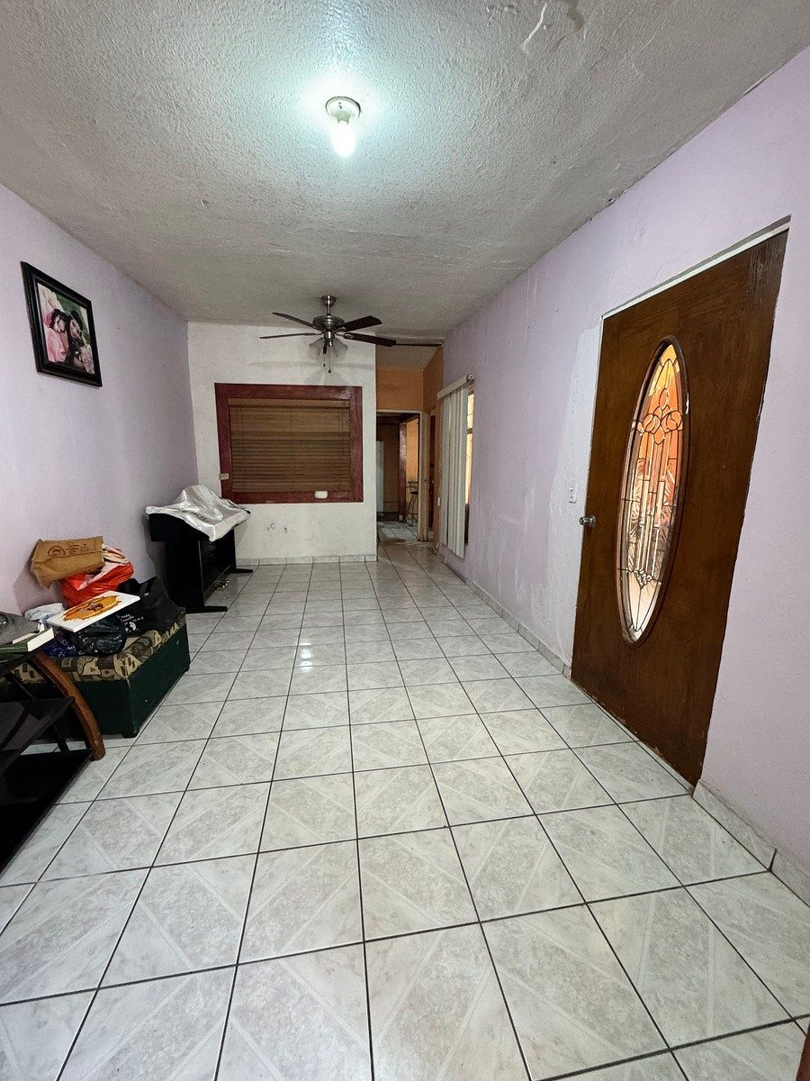 Casa en Villa del Real III, Tijuana, foto 3 de 40