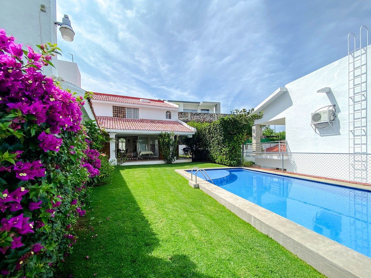 House in Gated Community in Lomas de Cocoyoc, Atlatlahucan, photo 36 of 43