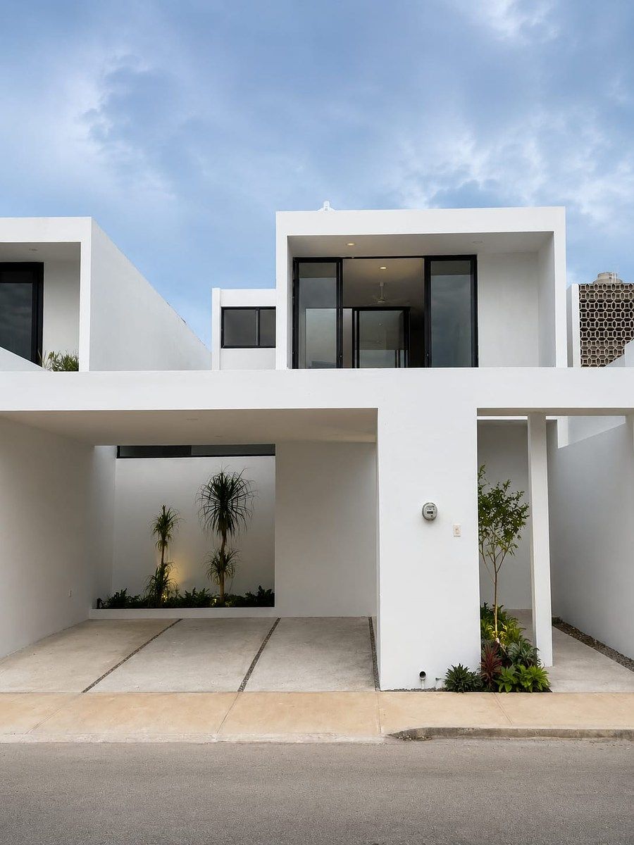 House in Altabrisa, photo 1 of 13