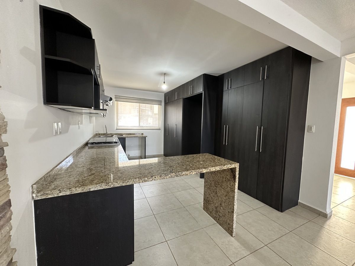 CASA EN RENTA VENTA ZIBATA ROOF CON AMENIDADES, foto 1 de 20