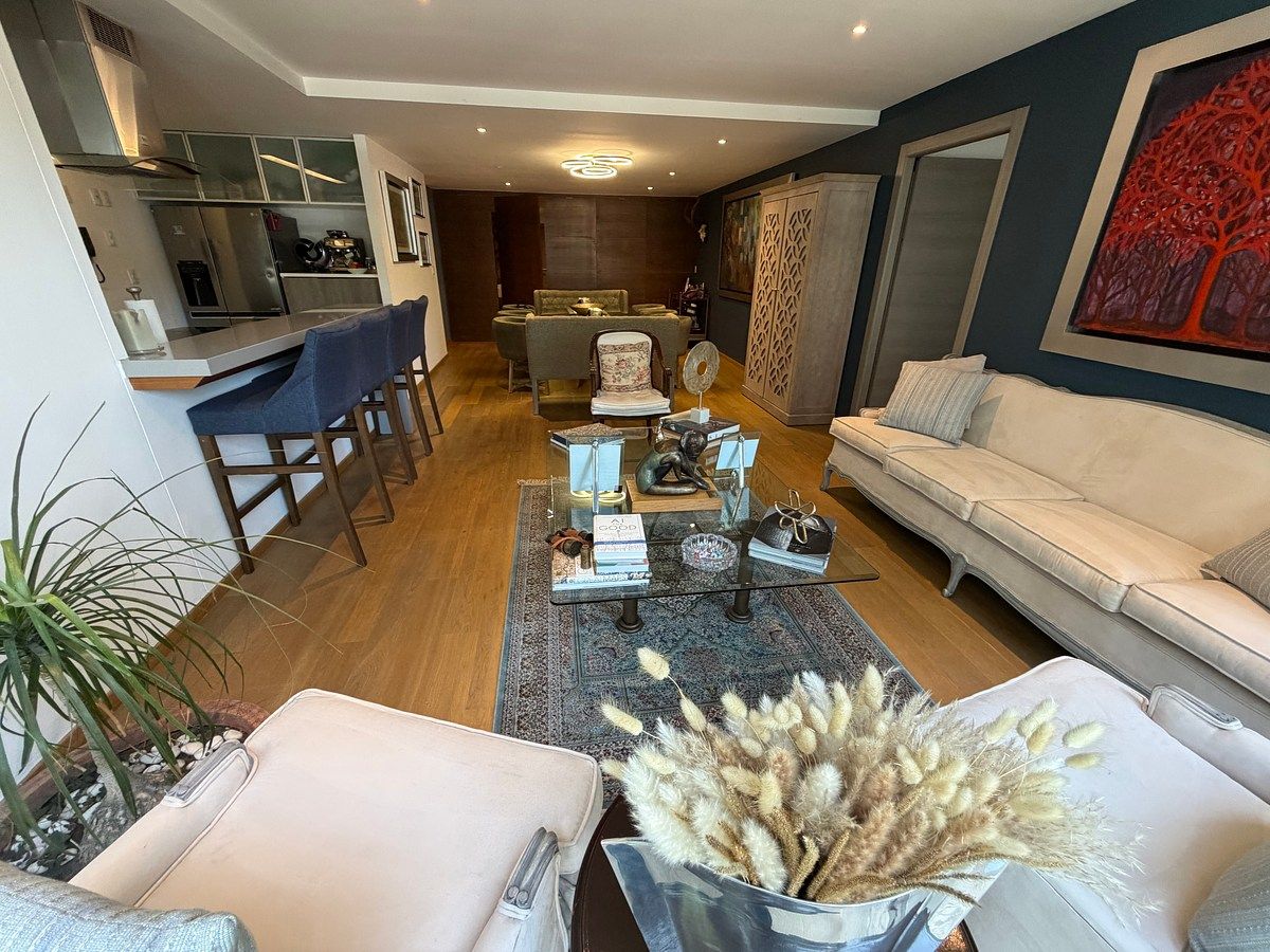 sala, photo 2 of 25
