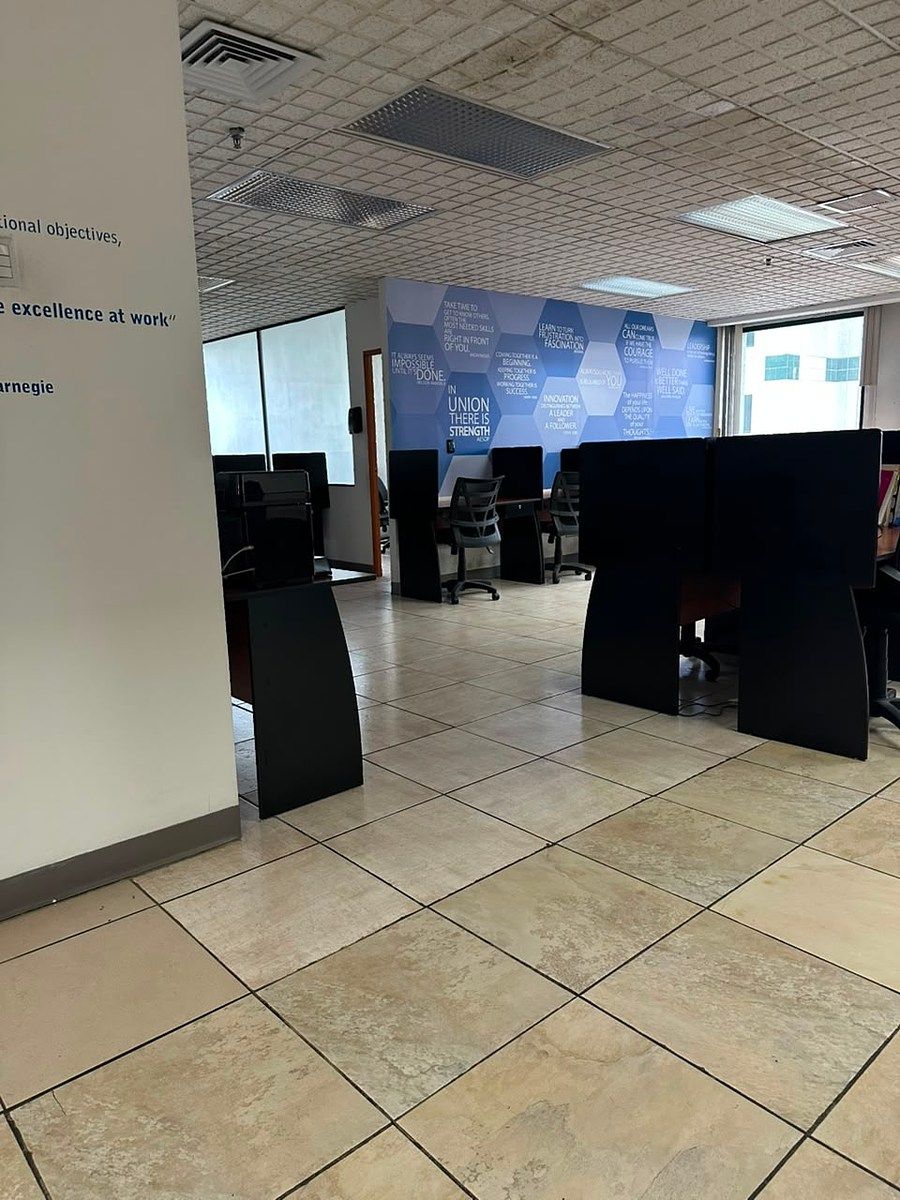 Oficina en Zona 11, Guatemala, foto 13 de 17