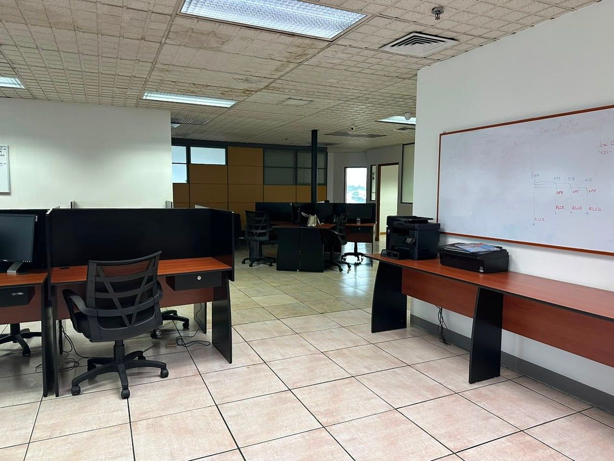 Oficina en Zona 11, Guatemala, foto 3 de 17