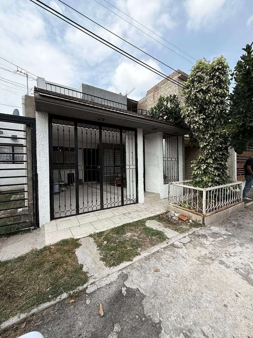 Casa en Parques de Santa María, Tlaquepaque, foto 2 de 24