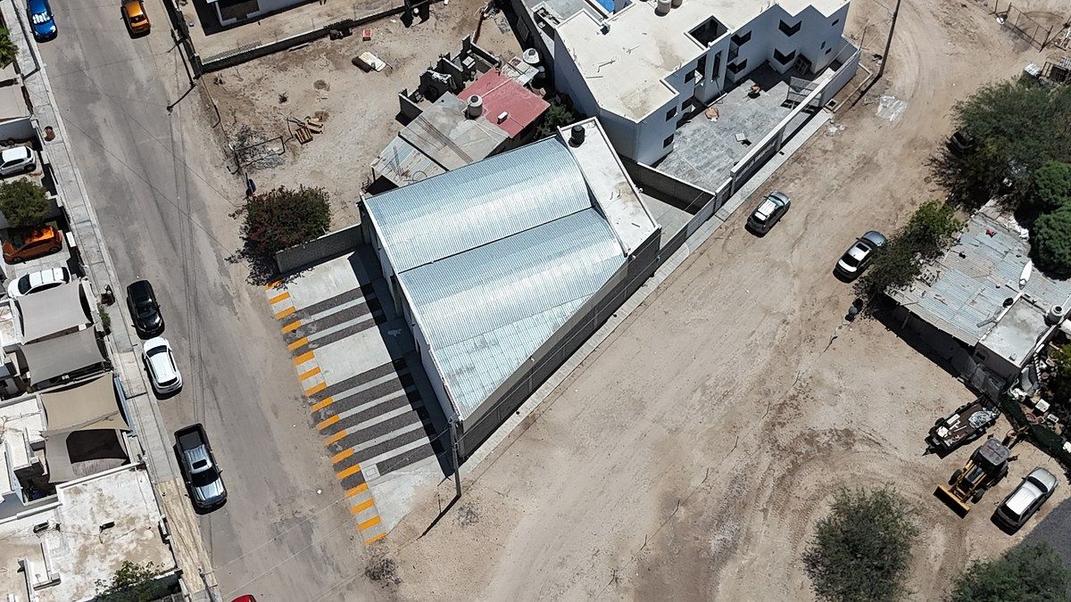 Bodega comercial en Chametla, La Paz, foto 12 de 22