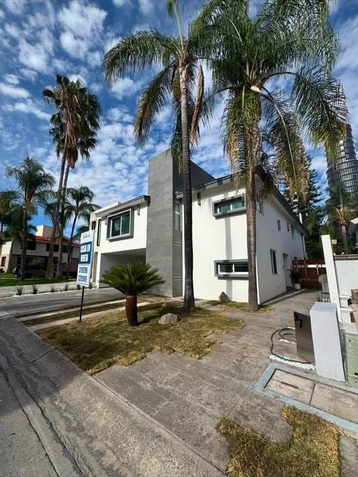 House in Puerta de Hierro, Zapopan, photo 2 of 9