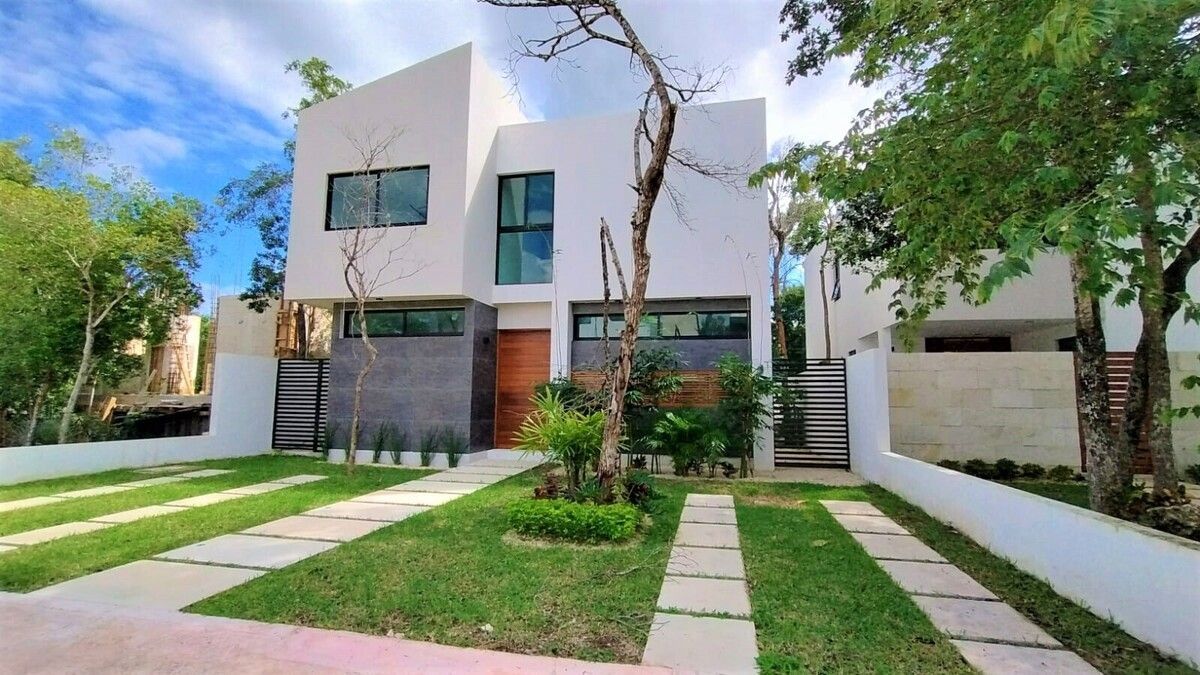 Venta de casa en Lagos del Sol, Cancún, foto 1 de 39