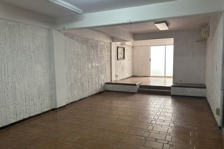 RENTA DE OFICINA O LOCAL COMERCIAL PLANTA BAJA
