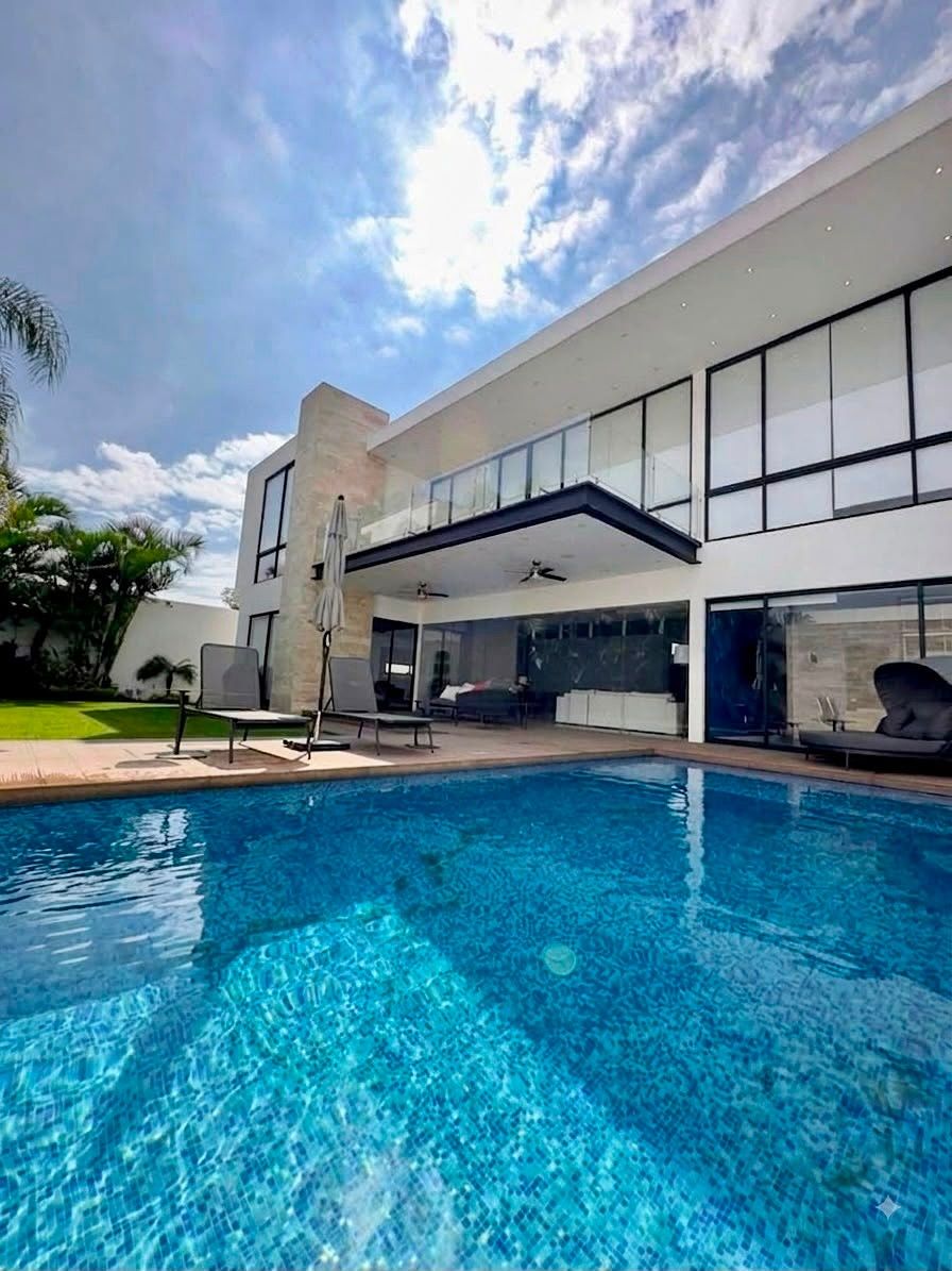 House in Vista Hermosa, Cuernavaca, photo 2 of 17