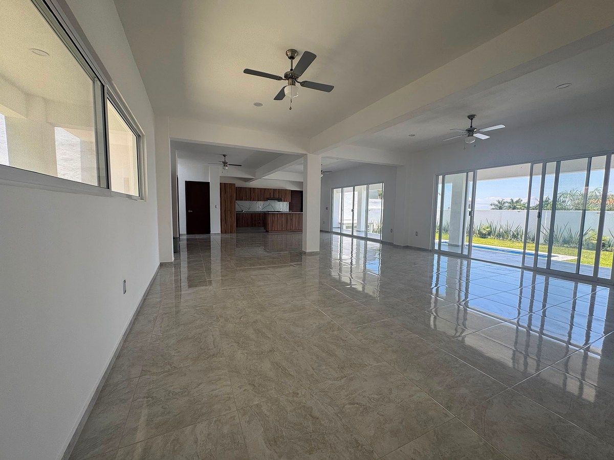 House in Gated Community in Burgos Bugambilias, Temixco, photo 3 of 35