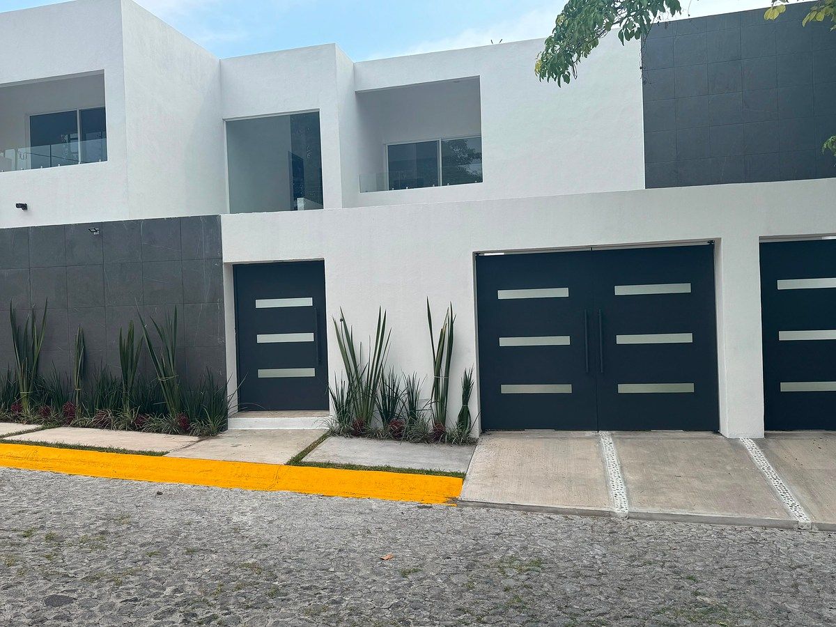 House in Gated Community in Burgos Bugambilias, Temixco, photo 4 of 35