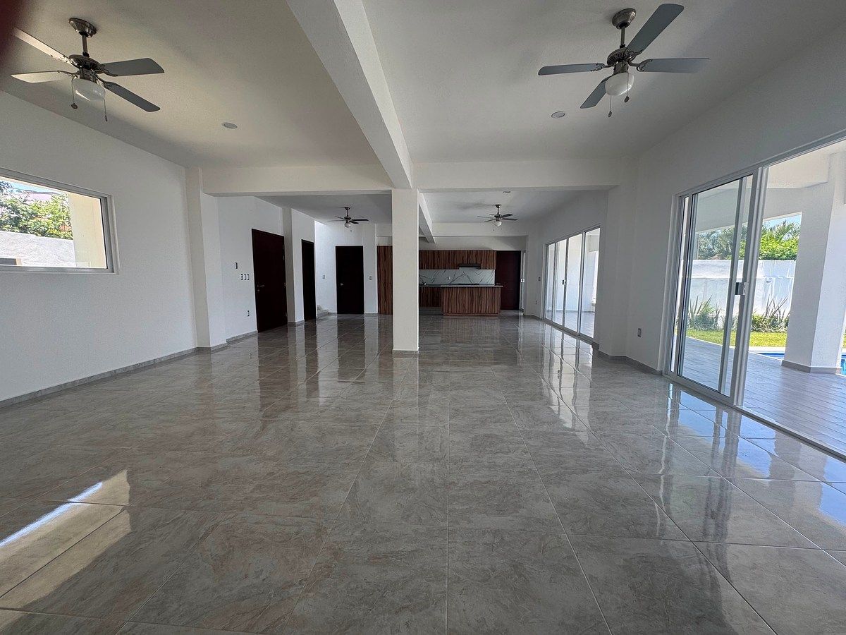 House in Gated Community in Burgos Bugambilias, Temixco, photo 7 of 35