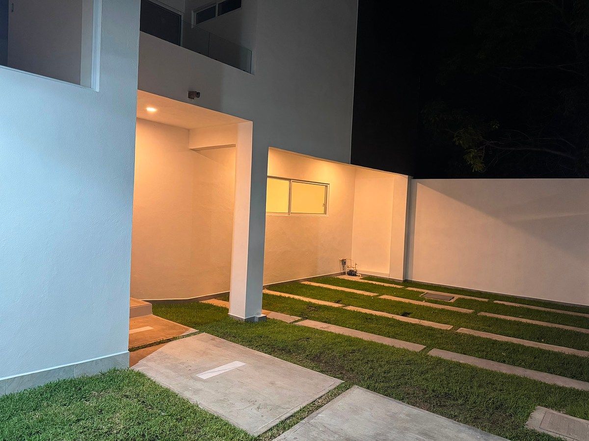 House in Gated Community in Burgos Bugambilias, Temixco, photo 15 of 35