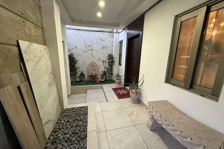 Casa à venda em Sevilla Residencial perto de Florido Terceira Etapa Insurgentes