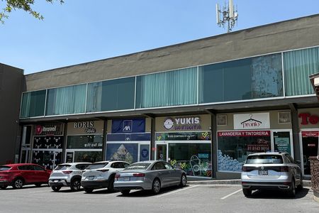 COMMERCIAL LOCAL FOR RENT VIA 01 SAN JERÓNIMO