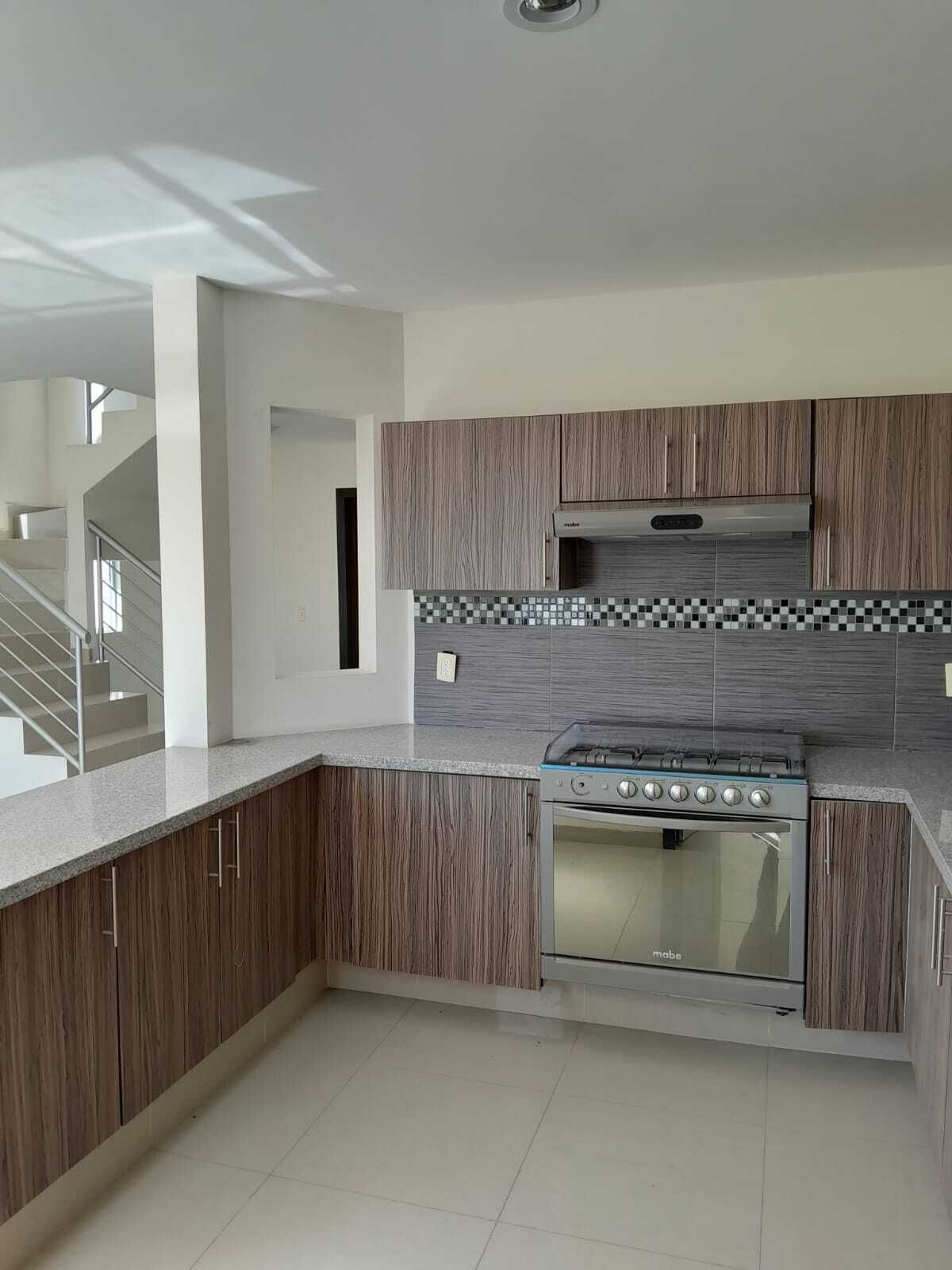 Casa em Altavista Residencial, Zapopan, foto 2 de 22