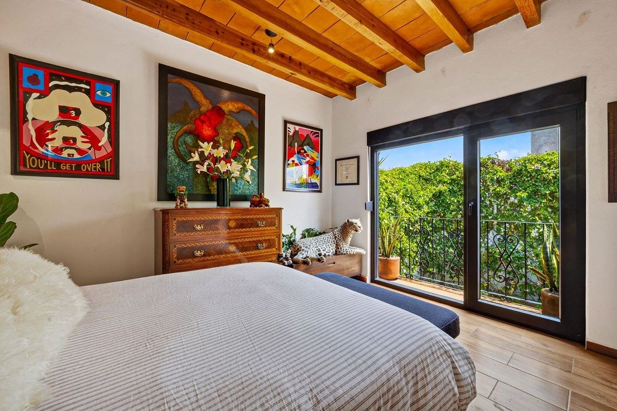 House in Jardines II, San Miguel de Allende, photo 8 of 26