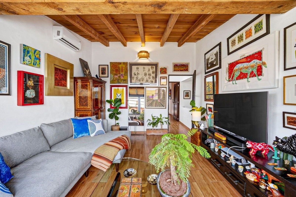 House in Jardines II, San Miguel de Allende, photo 13 of 26