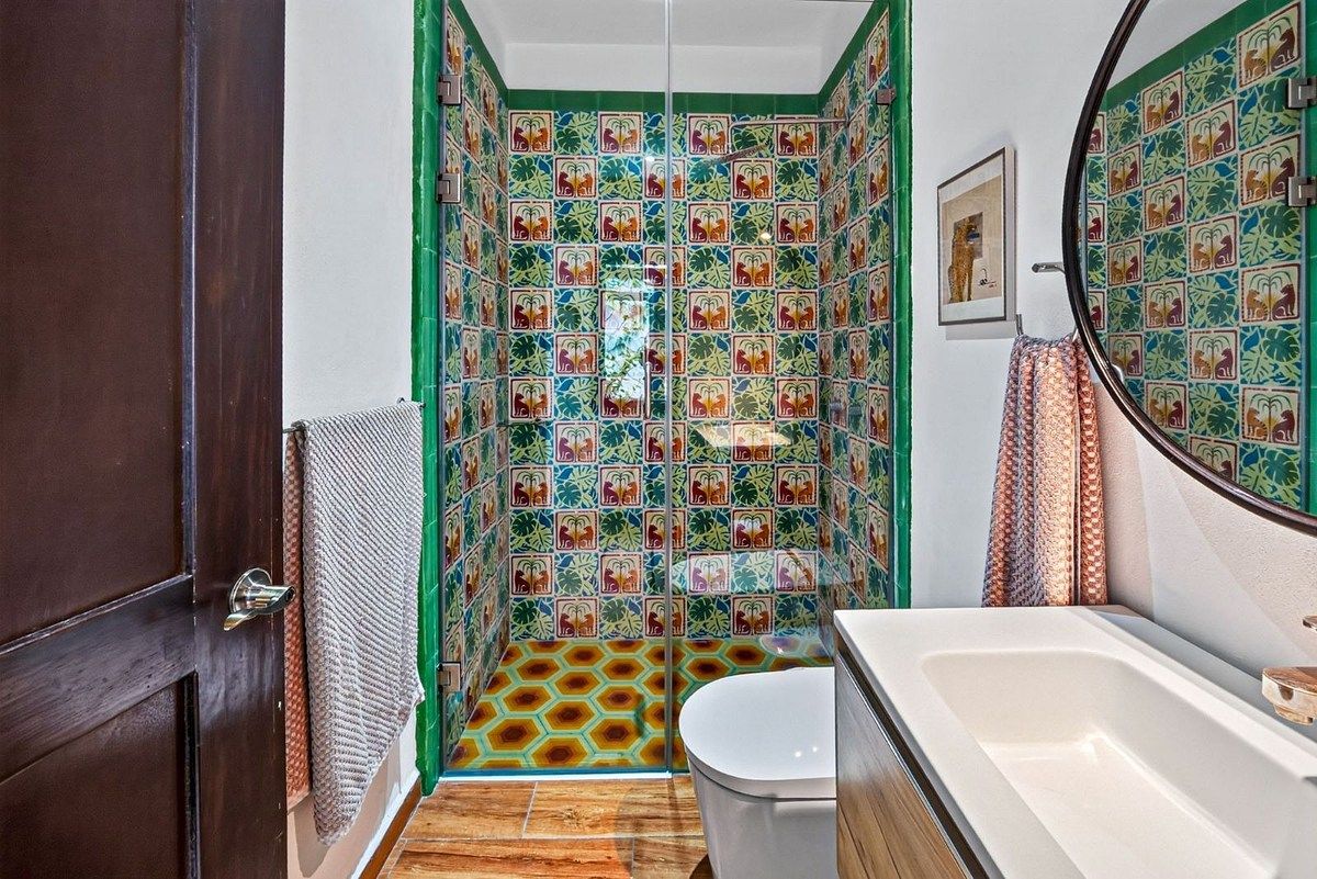 House in Jardines II, San Miguel de Allende, photo 23 of 26