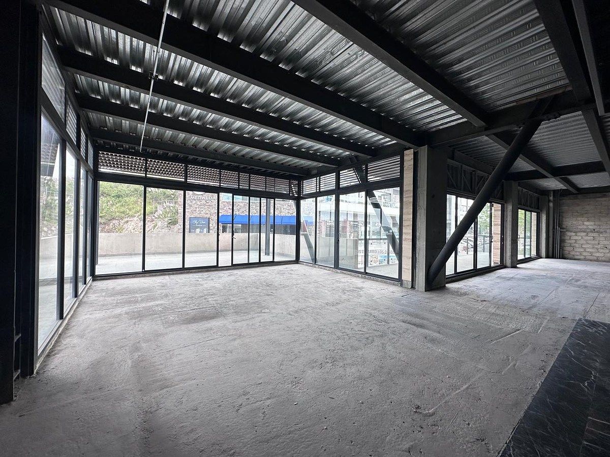 Local comercial en Bosque Esmeralda, Atizapán de Zaragoza, foto 20 de 32