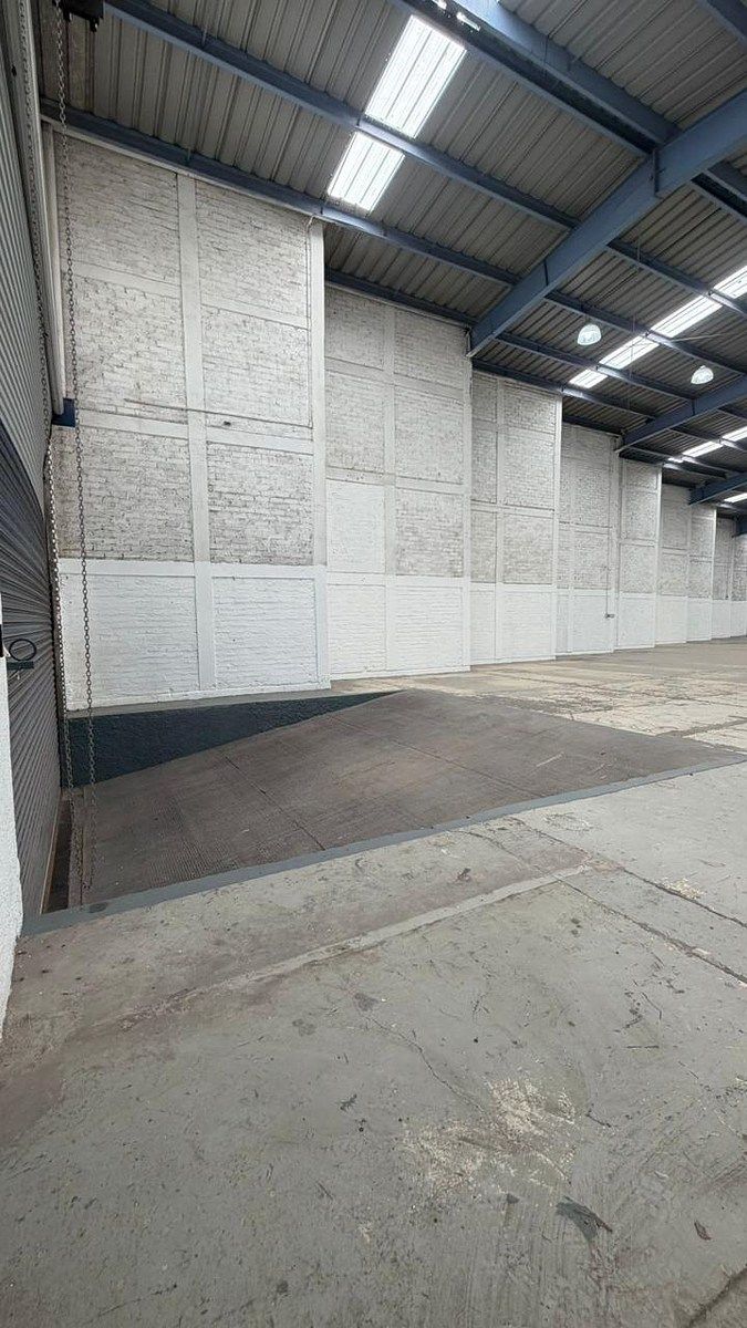 Bodega comercial en Francisco Sarabia, Zapopan, foto 4 de 7