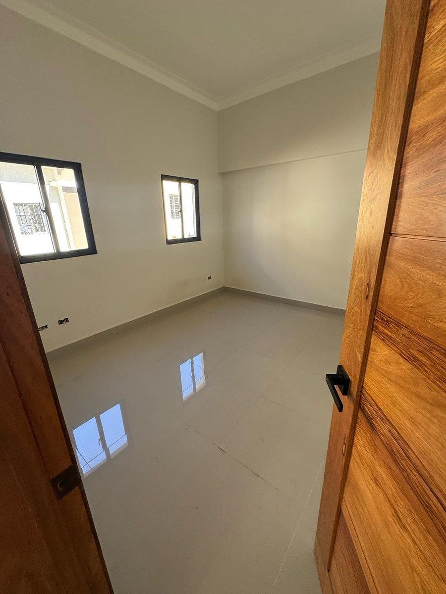 Casa en Mirador del Oeste, Santo Domingo Oeste, foto 2 de 30