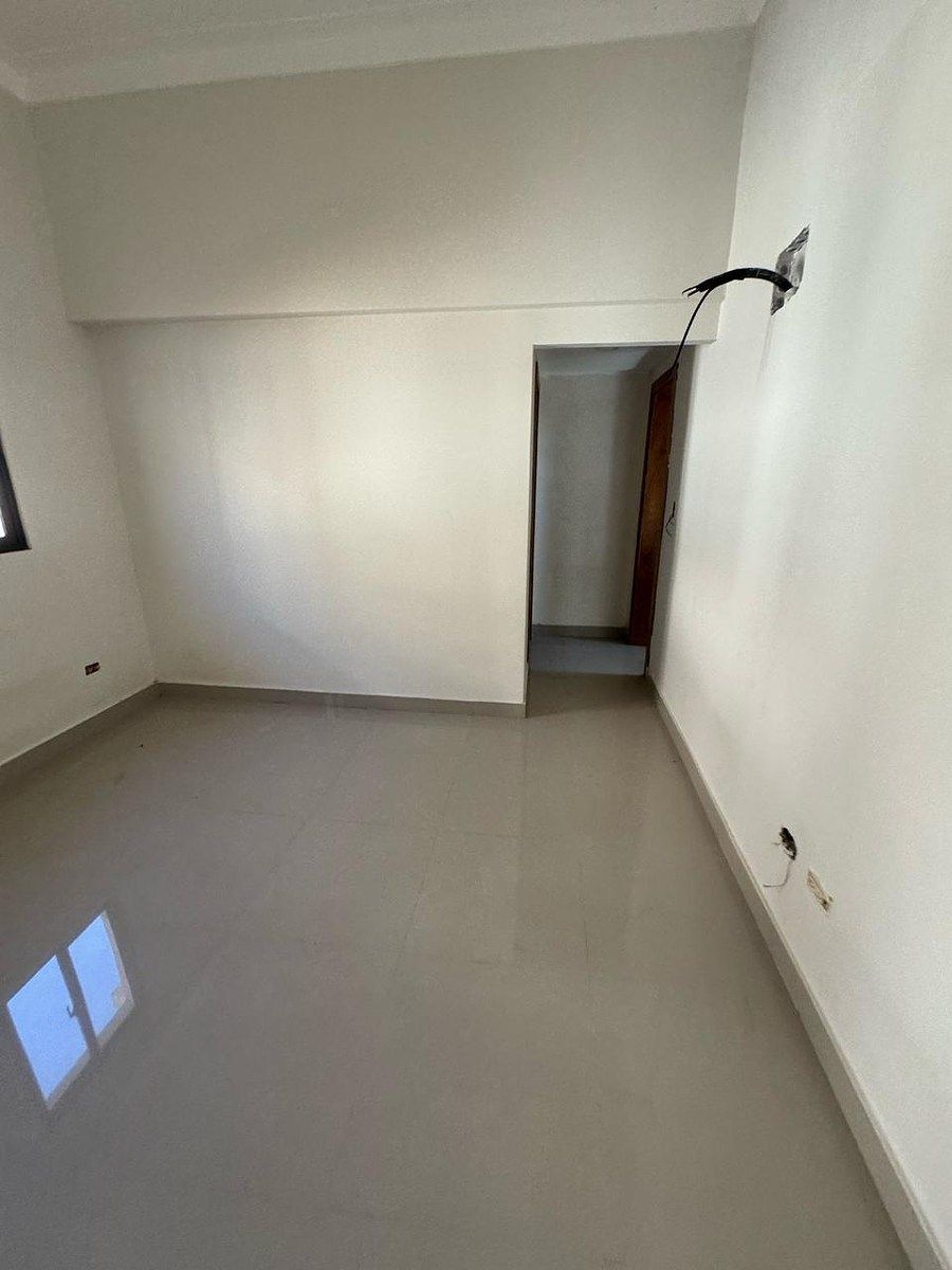 Casa en Mirador del Oeste, Santo Domingo Oeste, foto 8 de 30