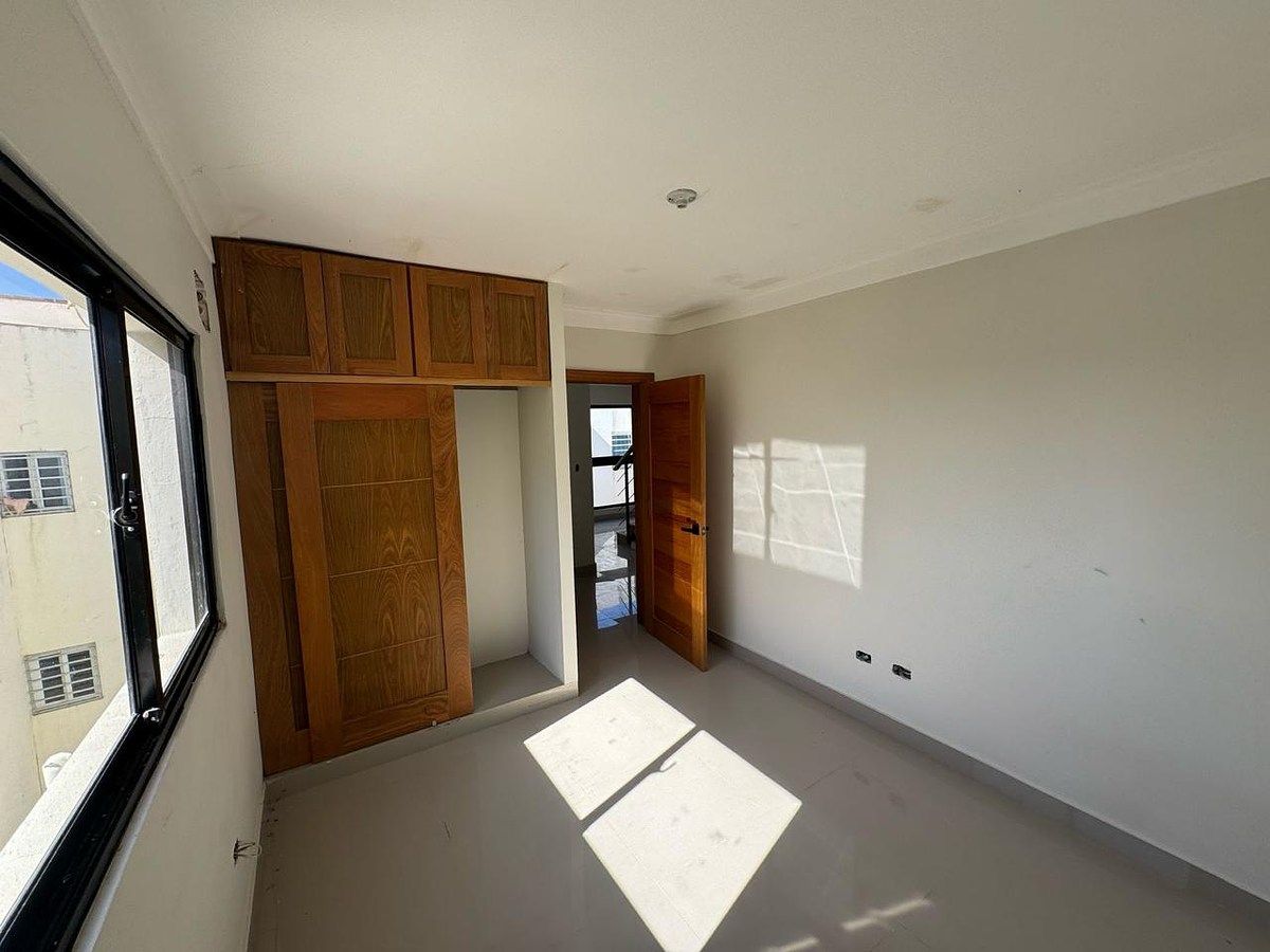 Casa en Mirador del Oeste, Santo Domingo Oeste, foto 11 de 30