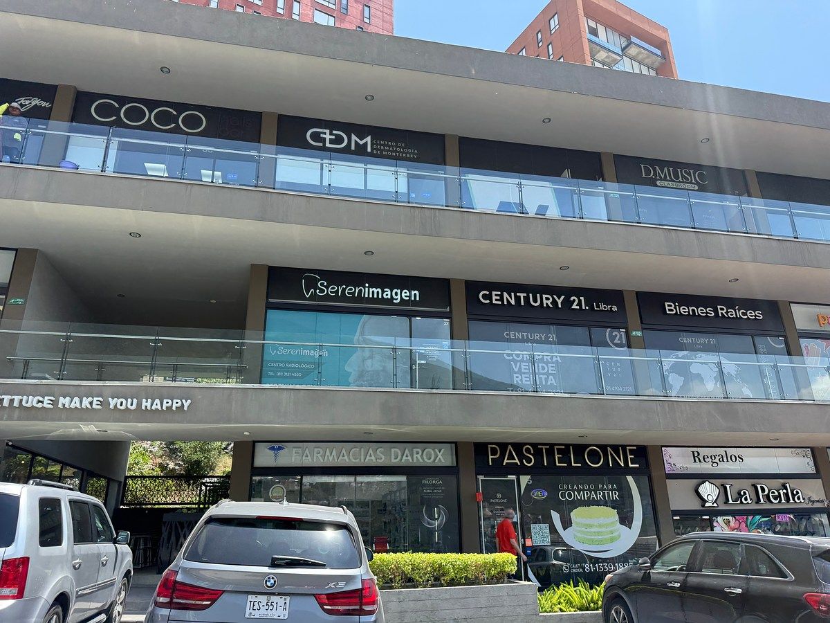 Retail Space in Colinas de San Jerónimo, Monterrey, photo 2 of 6