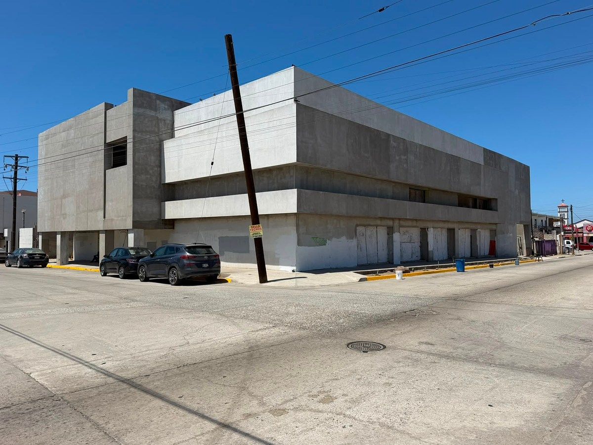Building in Rosarito Centro, Playas de Rosarito, photo 6 of 6