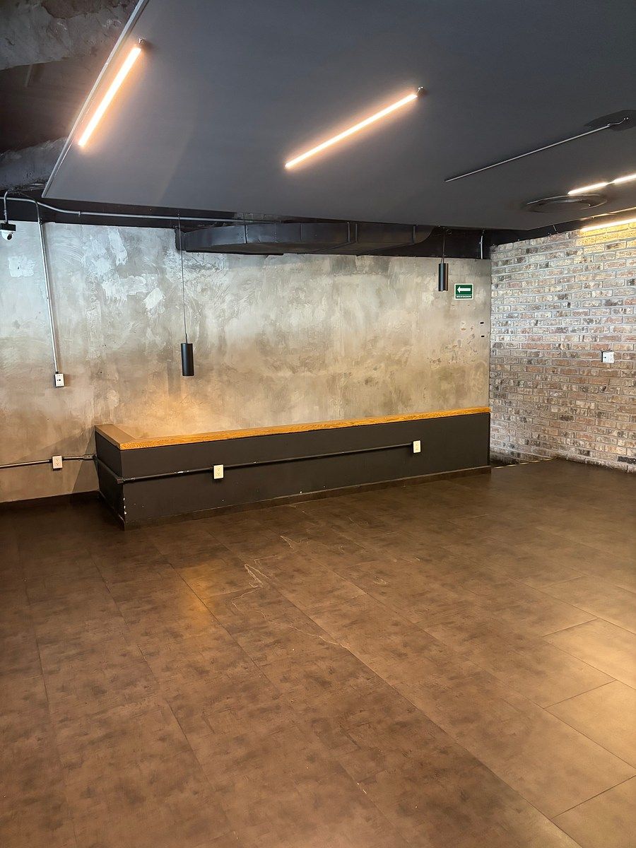 Retail Space in ZEDEC Santa Fe, Álvaro Obregón, photo 2 of 18