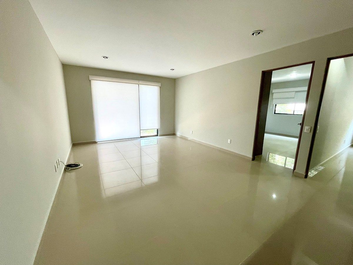 Sala / Comedor, foto 2 de 16