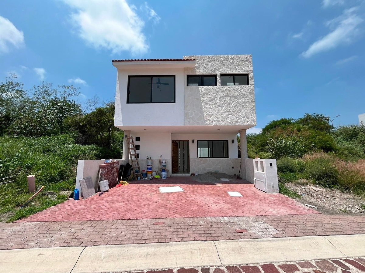 Fachada, foto 1 de 21
