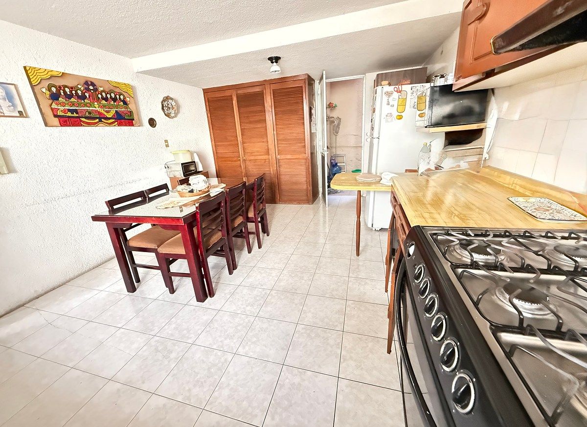 Casa em Álamos 3a Sección, Querétaro, foto 2 de 17