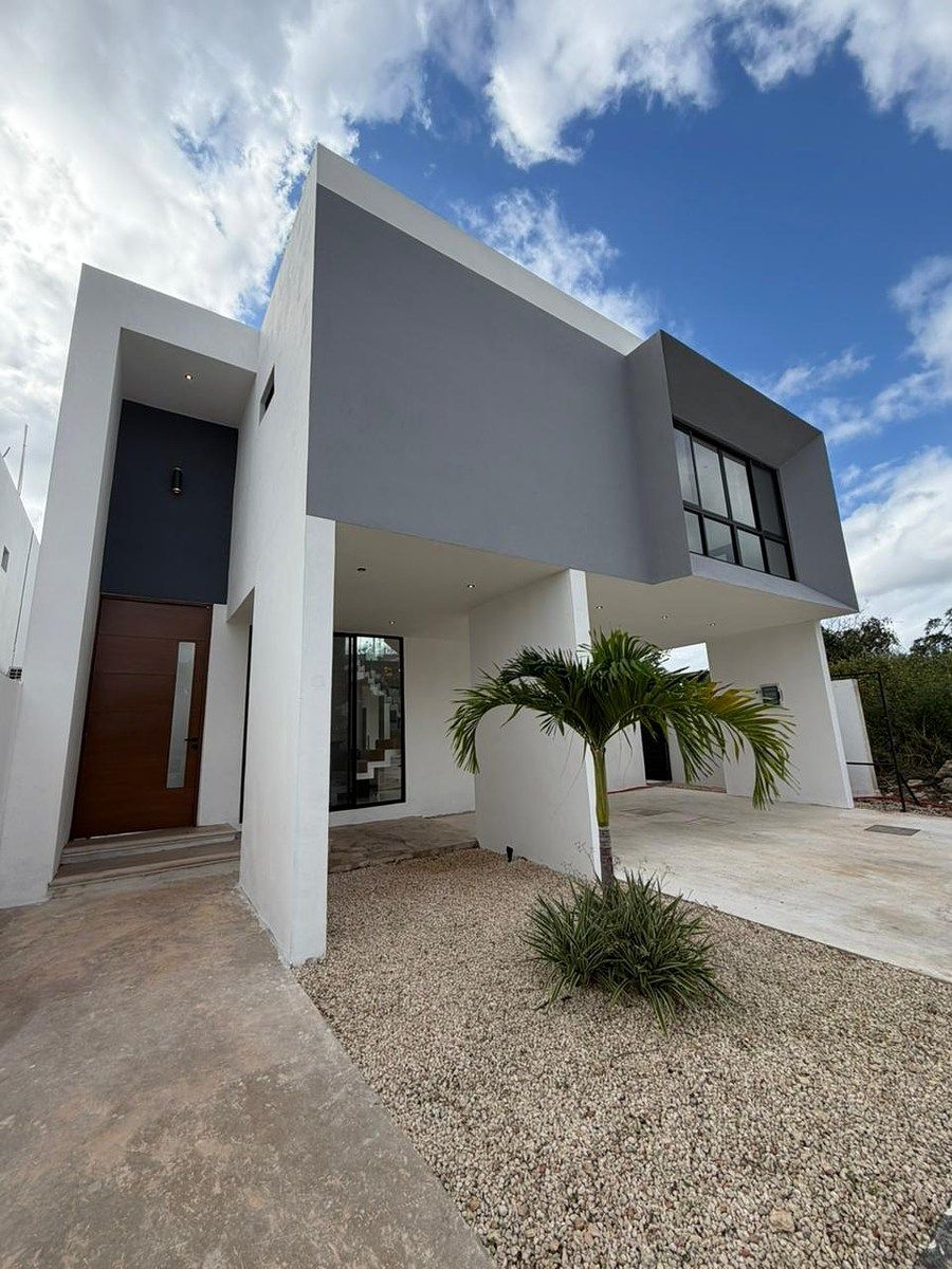 House in Privada Tamora, Conkal, photo 2 of 12