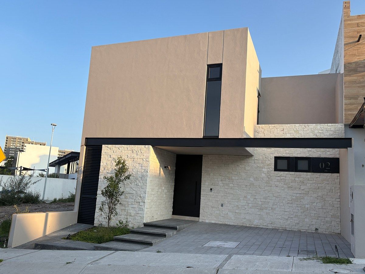 Casa Moderna Nova em Acantha Zibatá | Com Quarto no Térreo, Qualidade Premium, foto 1 de 17