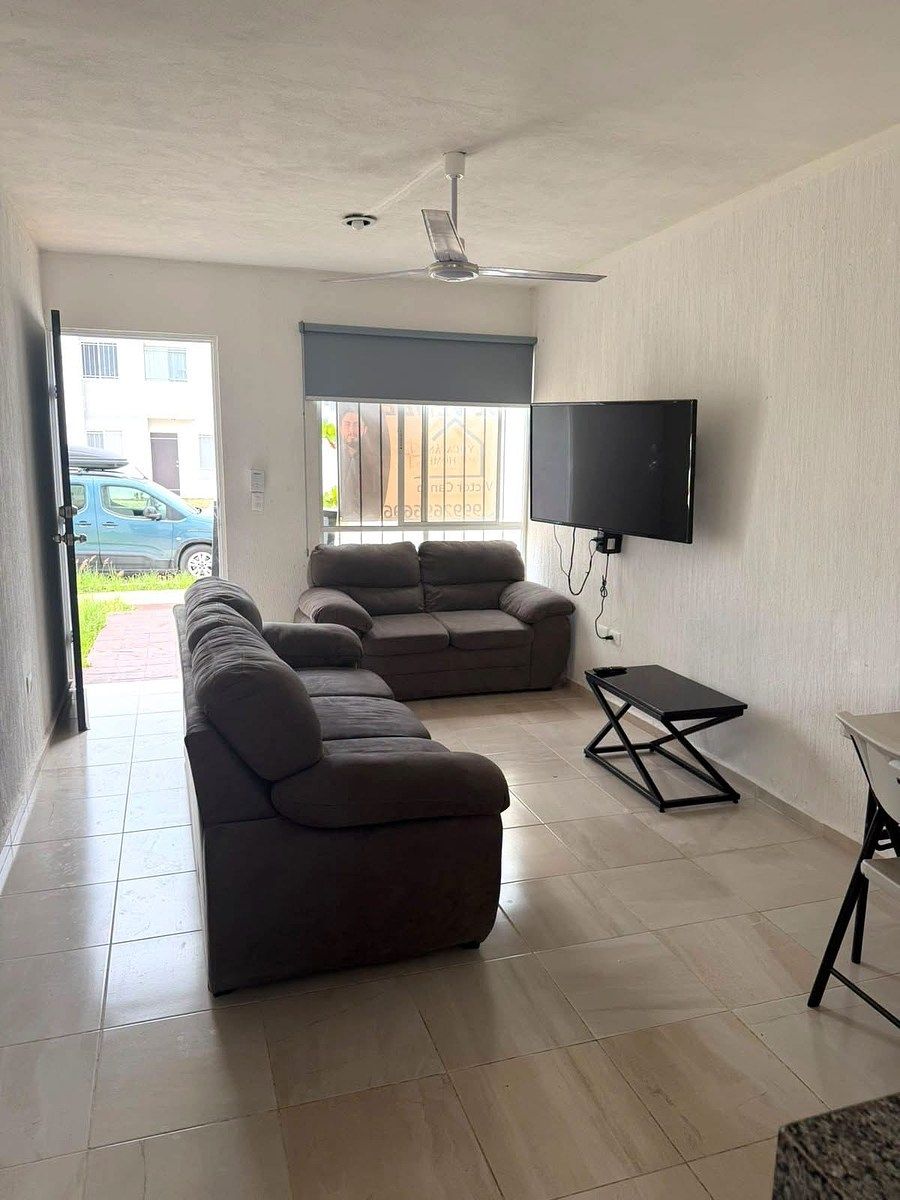 House in Tixcacal, Mérida, photo 2 of 9