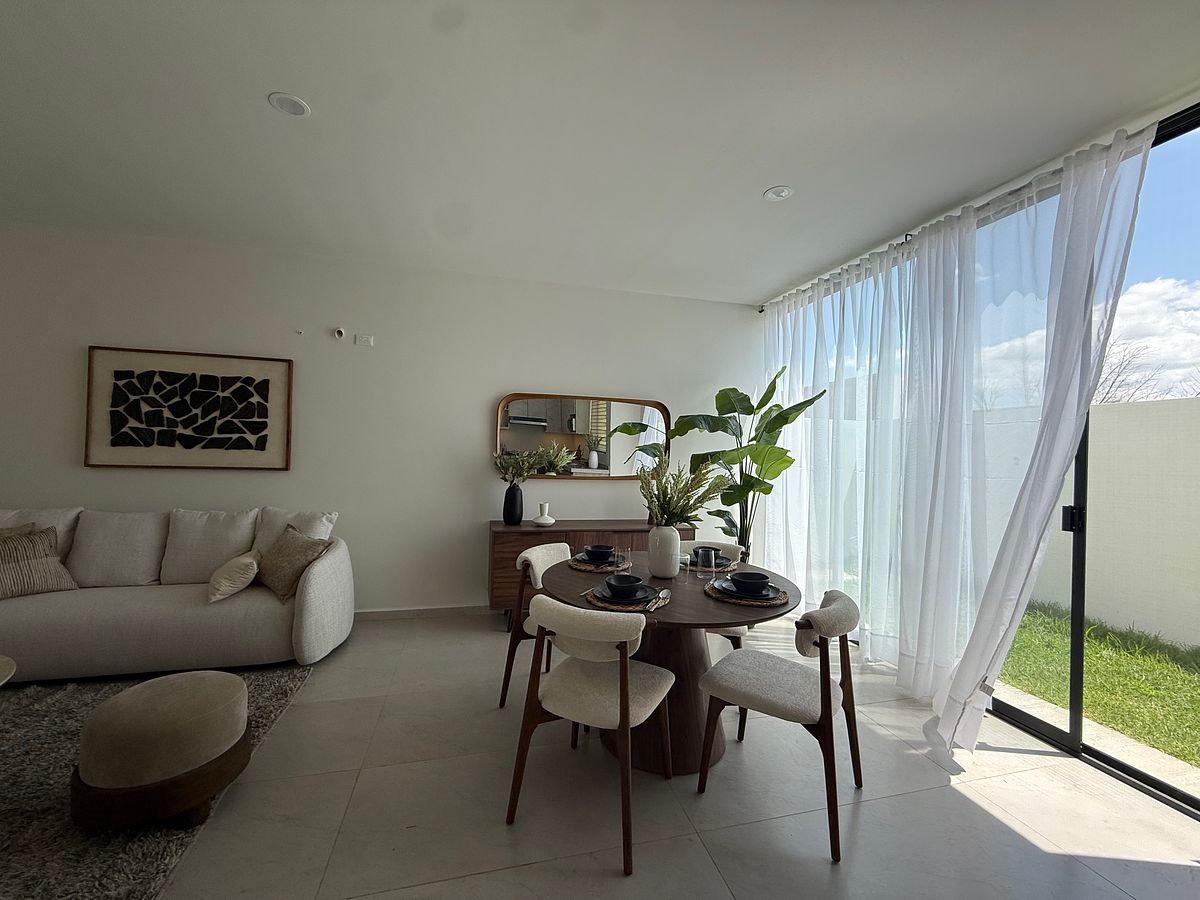CASA À VENDA NO OESTE, foto 1 de 11