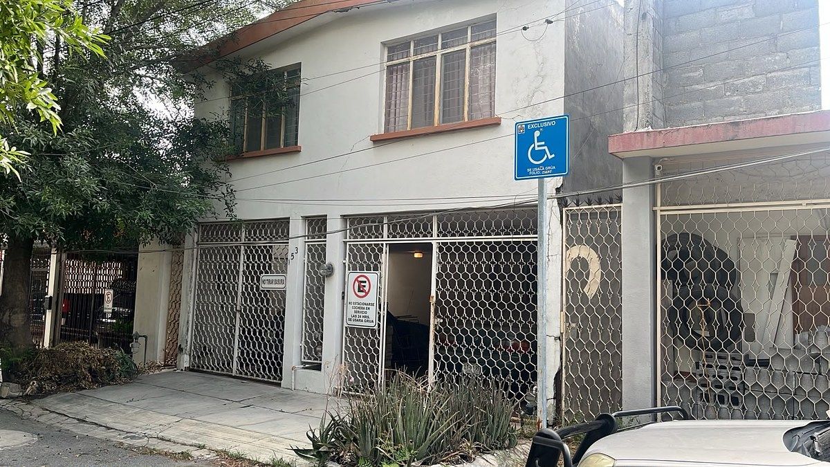 Gran Oportunidad de Inversión: Propiedad para Remodelar o Proyecto Multifamiliar, foto 1 de 6
