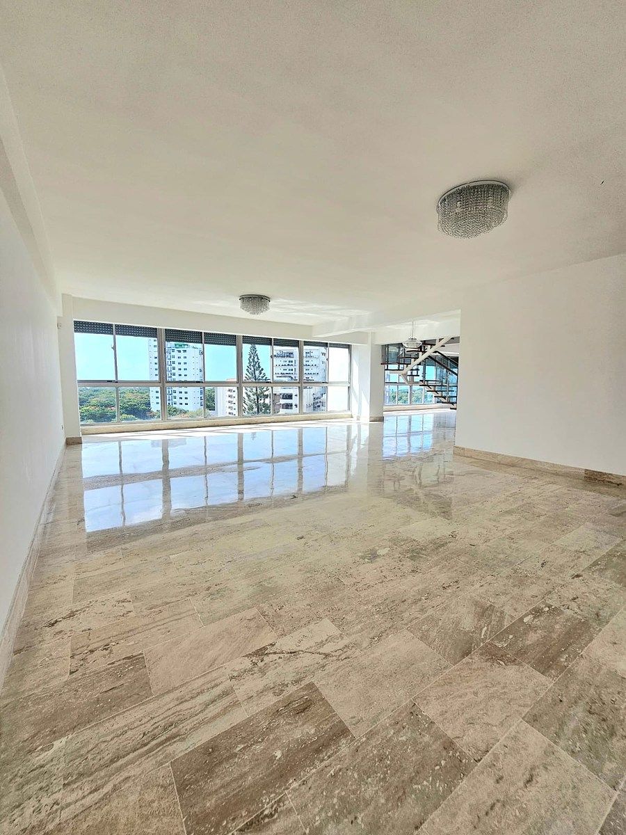 Pent-house en alquiler en Los Cacicazgos de 3 Habitaciones, foto 1 de 29