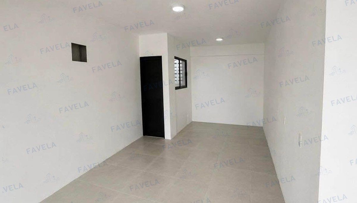 Local comercial en Caleta, Carmen, foto 3 de 4