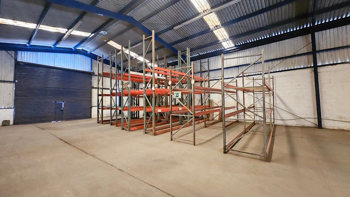 Commercial Storage Unit in Guadalajara (La Mesa), Tijuana, photo 5 of 34
