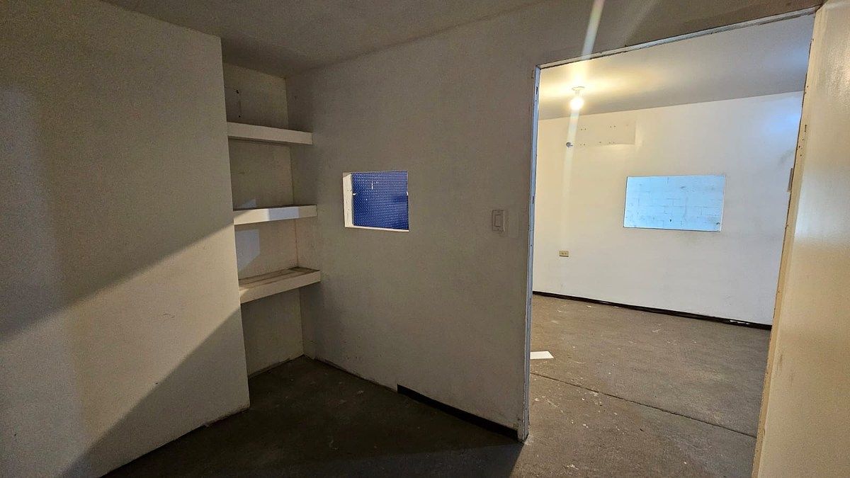Commercial Storage Unit in Guadalajara (La Mesa), Tijuana, photo 9 of 34