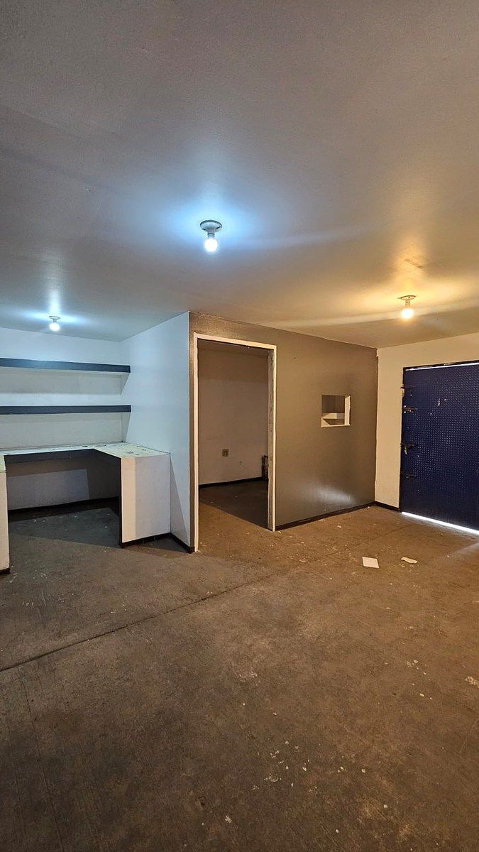 Commercial Storage Unit in Guadalajara (La Mesa), Tijuana, photo 17 of 34